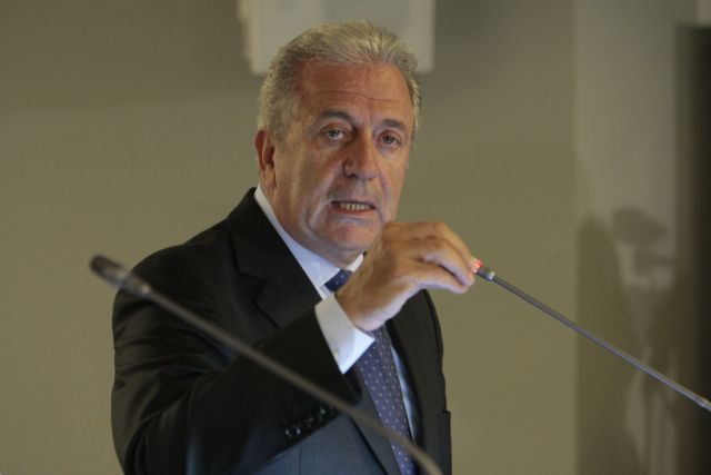 Αβραμόπουλος: «Όχι» στο στιγματισμό οποιασδήποτε κοινότητας, έθνους ή καταγωγής