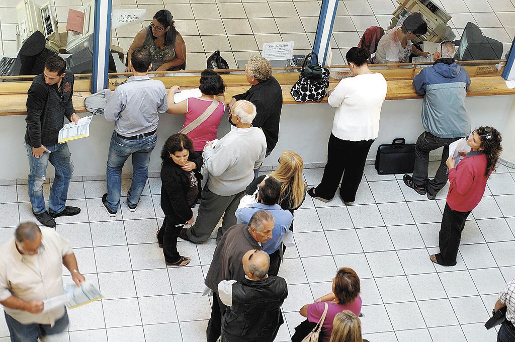 Γίνεται μόνιμη η έκτακτη εισφορά αλληλεγγύης