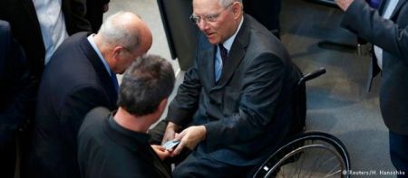 Deutsche Welle: Σαν σήμερα η απόπειρα κατά του Β. Σόιμπλε