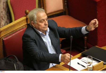 Φλαμπουράρης: Με σπιλώνουν για να πλήξουν το ηθικό πλεονέκτημα του ΣΥΡΙΖΑ