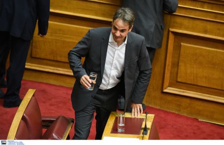 Επιμένει για τηλεμαχία ο Κυρ. Μητσοτάκης – Δεν πρέπει να φοβίζει