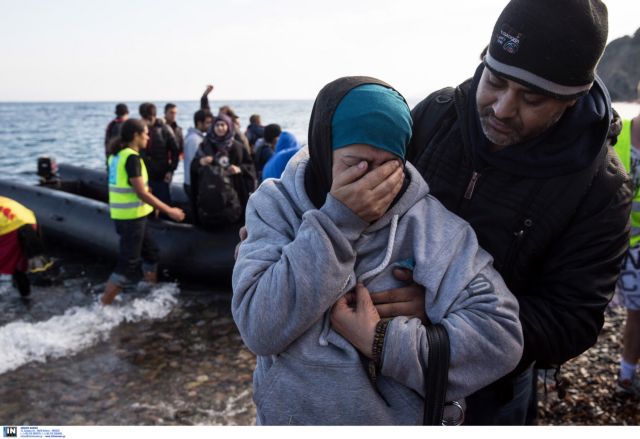 Επαφές Γ. Μουζάλα με πολιτικούς αρχηγούς για το προσφυγικό