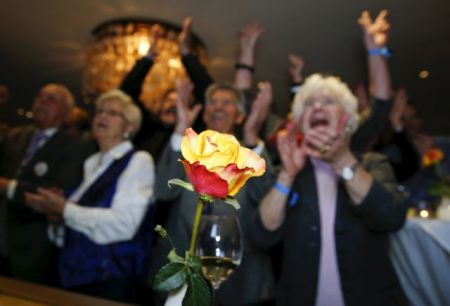 Κολωνία: Εξελέγη δήμαρχος η Χενριέτε Ρέκερ, θύμα ρατσιστικής επίθεσης