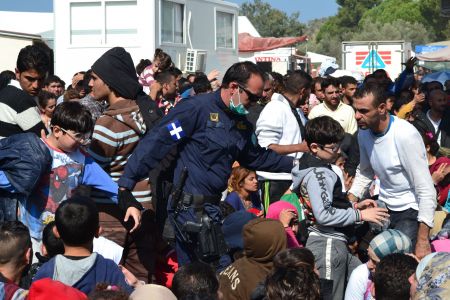 Μουζάλας: «Όχι» στη δημιουργία hot spot 50.000 προσφύγων στην Αττική