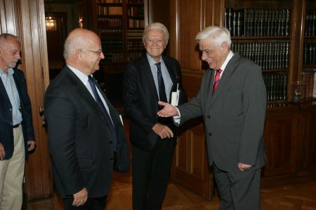 Επαφές Παυλόπουλου για επιστροφή των μαρμάρων του Παρθενώνα