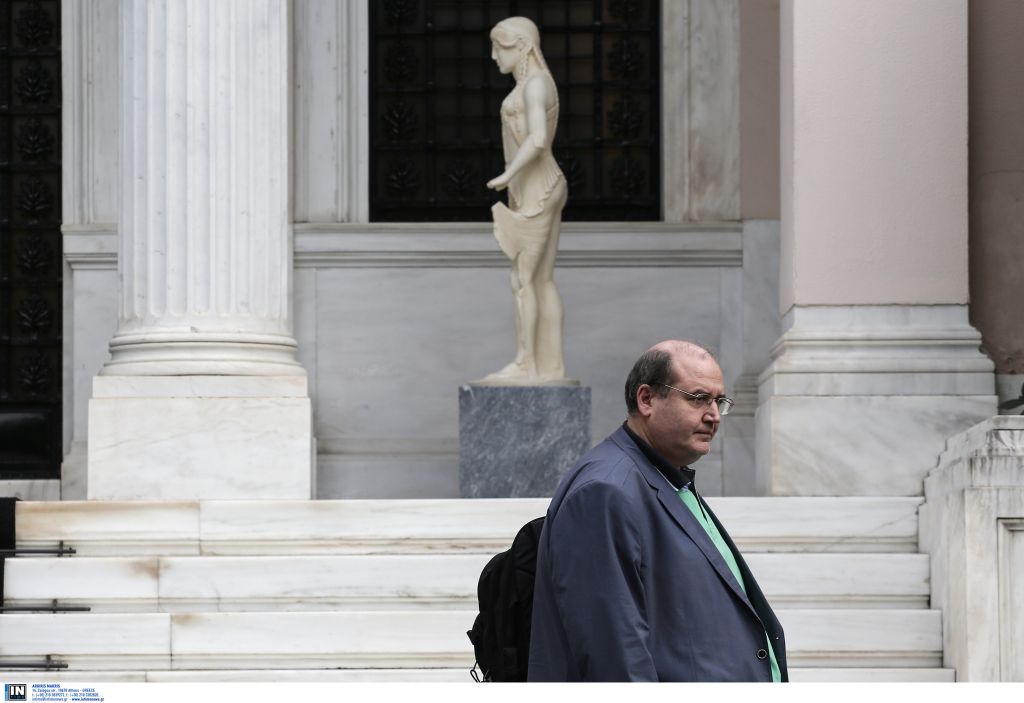 Υψηλοί τόνοι για τις «πενταροδεκάρες» του ΦΠΑ στα ιδιωτικά σχολεία