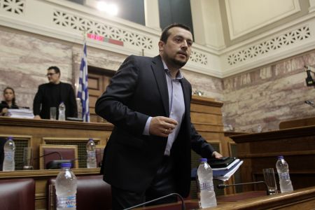 Βουλή: Βολές κατά του ΕΣΡ από τον Ν. Παππά για τις ραδιοτηλεοπτικές άδειες