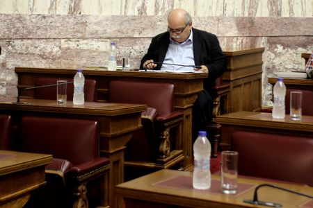 Επανασύσταση της κοινοβουλευτικής επιτροπής για τις γερμανικές οφειλές