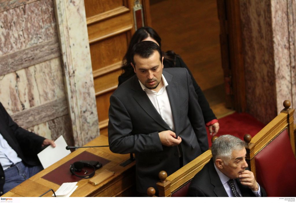 Ψηφίζεται στην Ολομέλεια το νομοσχέδιο για τα ΜΜΕ (live)