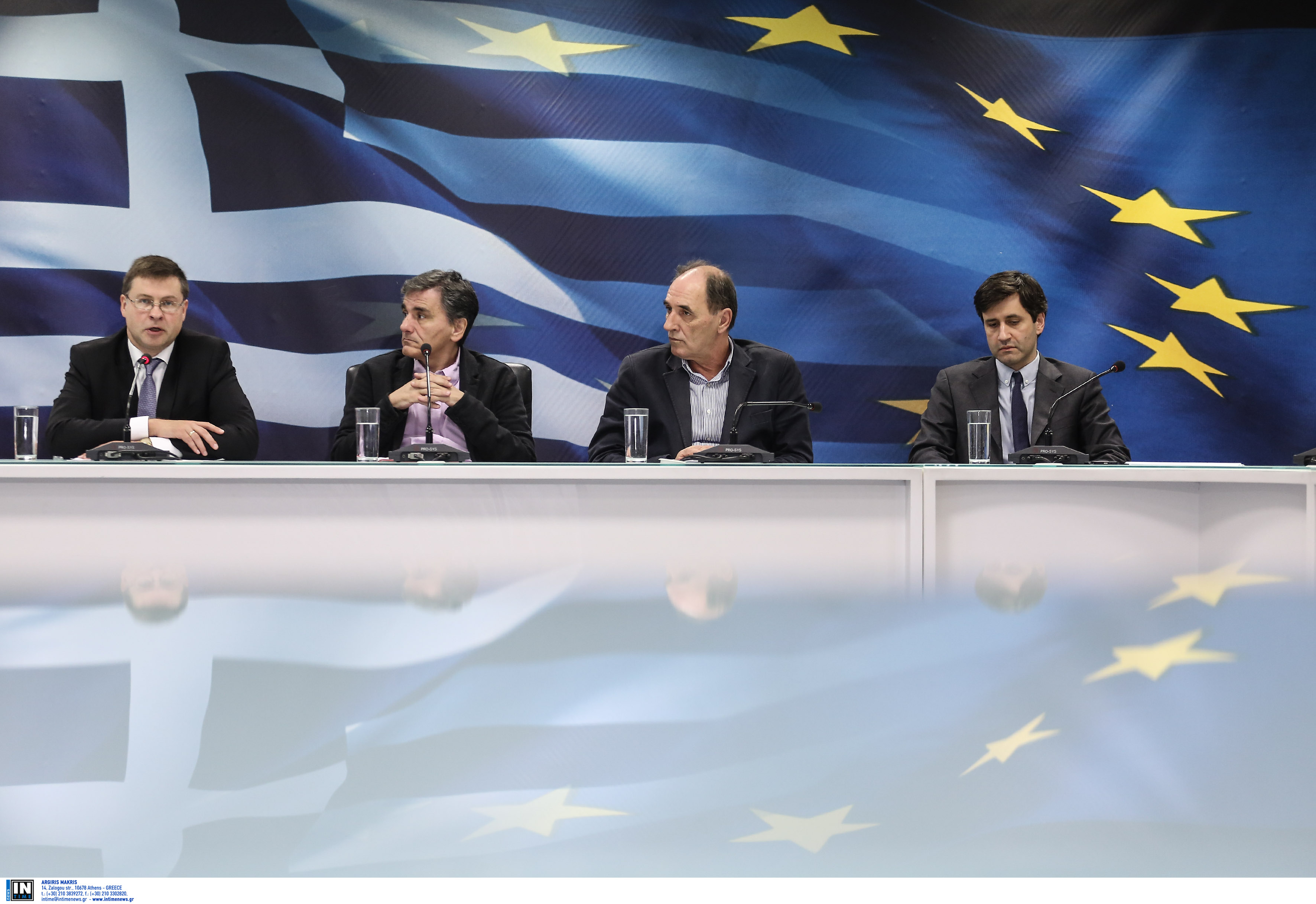 Ντομπρόβσκις: Δεν υπάρχει χρόνος για χάσιμο στις μεταρρυθμίσεις – Τσακαλώτος: Ανάγκη για έντιμο συμβιβασμό στα «κόκκινα δάνεια»