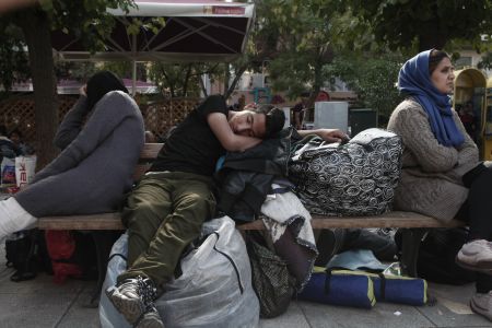 Κυβέρνηση: Αναγκαίοι οι χώροι προσωρινής υποδοχής προσφύγων