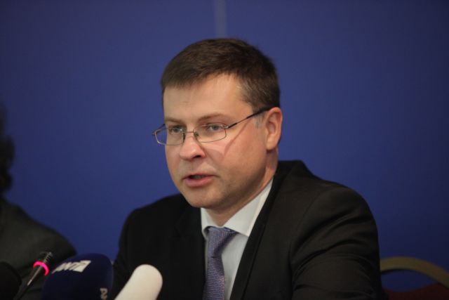 Stournaras and Dombrovskis agree on recapitalization by the of end of 2015