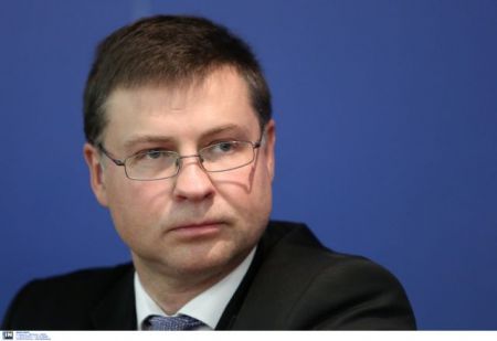 Έξοδο στις αγορές το 2018 «βλέπει» ο Ντομπρόβσκις