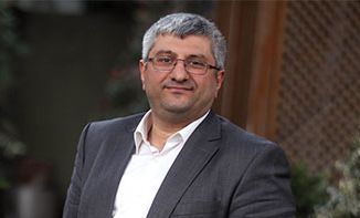 Ιχσάν Γιλμάζ: ο Ερντογάν θέλει να επιβάλλει ισλαμο-φασιστική δικτατορία στην Τουρκία