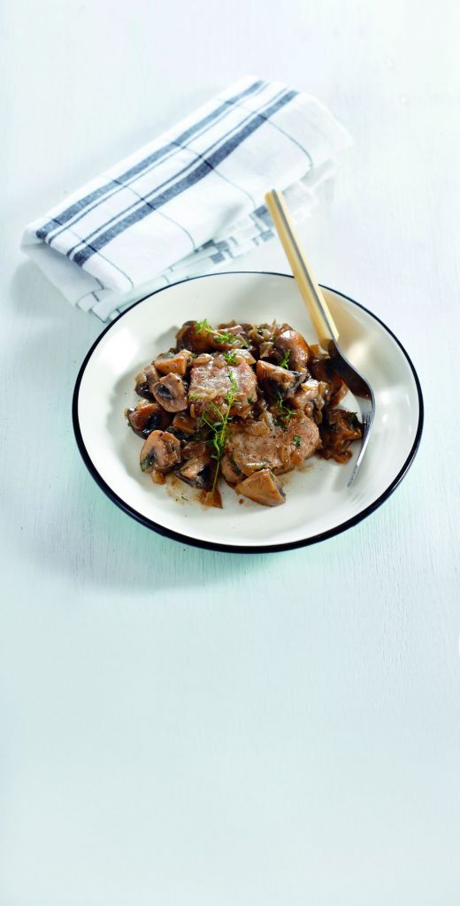 Χοιρινό φιλέτο με μουστάρδα και μανιτάρια