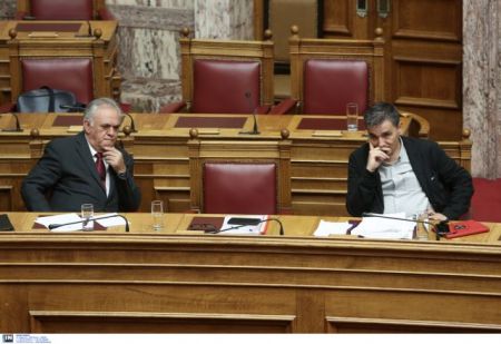 Το crash test με τις συντάξεις και τα μέτρα για επαναπατρισμό κεφαλαίων