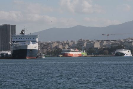 Κανονικά εκτελούνται τα δρομολόγια των πλοίων