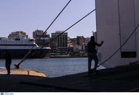 Συνεχίζεται για τέταρτη ημέρα η απεργία της ΠΝΟ