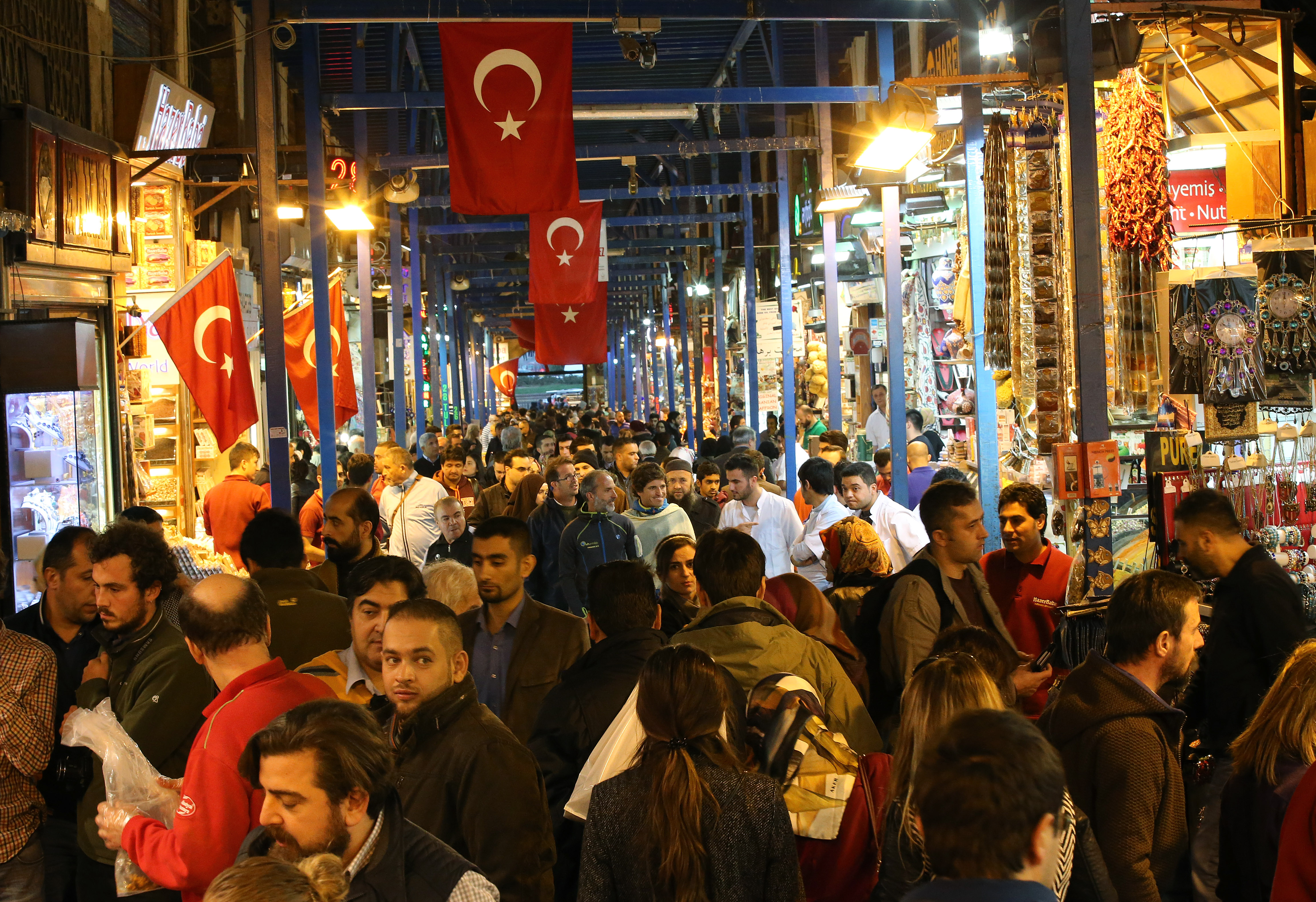 Τουρκία: Μετά την επικράτηση στις κάλπες ο Ερντογάν συνεχίζει την καταστολή κατά ΜΜΕ