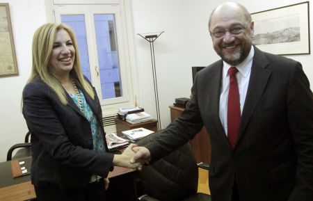 Γεννηματά: Κανένα παιδί δεν πρέπει να επιβιβάζεται στις βάρκες θανάτου