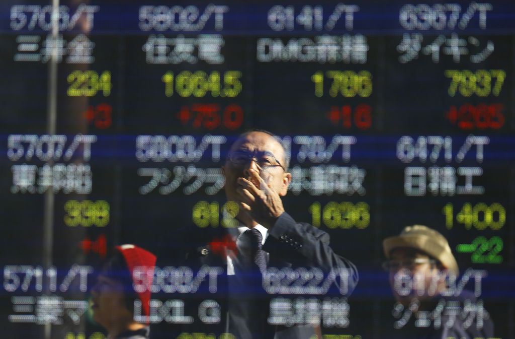 Στη σκιά του «Κίτρινου Δράκου» – το γουάν και η «φυγή» κεφαλαίων