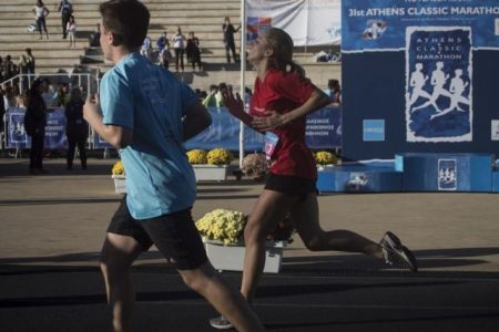 Οι Γιατροί Χωρίς Σύνορα τρέχουν για τους πρόσφυγες την Κυριακή