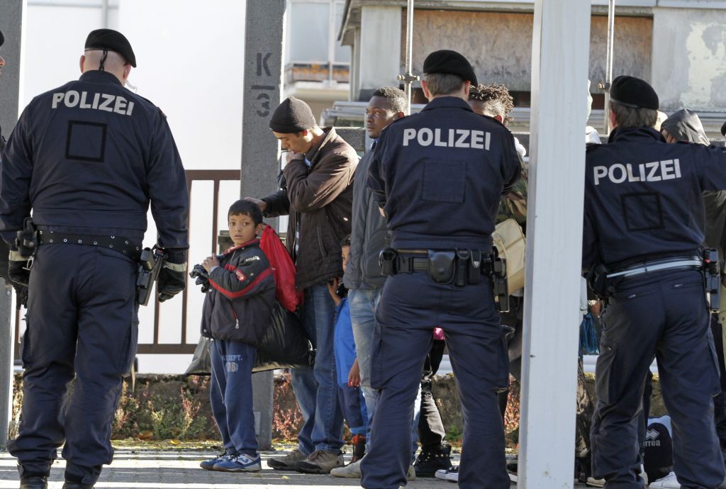 Επίθεση με μαχαίρι σε επιβάτες τρένου στην Αυστρία