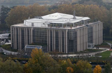 Έξι άτομα, τυχόν μέλη ισλαμιστικών κινημάτων, κρατούνται στη Λάρνακα