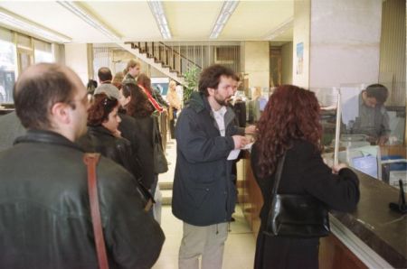 Πώς θα λυθεί ο γόρδιος δεσμός με τα «κόκκινα» δάνεια