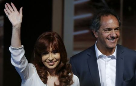 Προεδρικές στην Αργεντινή: Στον αστερισμό των υποσχέσεων και των διλημμάτων