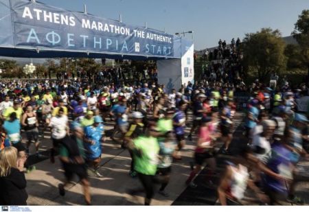 «Τρέχει» παρά τα προβλήματα ο τουρισμός στην Αθήνα