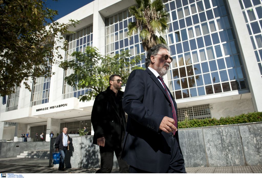 Κυβέρνηση: «Ο κ. Πανούσης οφείλει εξηγήσεις αντί να μοιράζει διαλόγους»