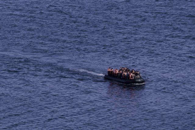 Coast Guard: Boat with refugees capsizes off the coast of Kos