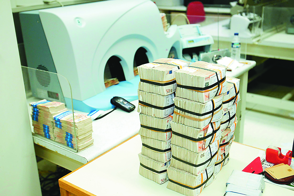 Bank recapitalization carries on with the negotiations in mind