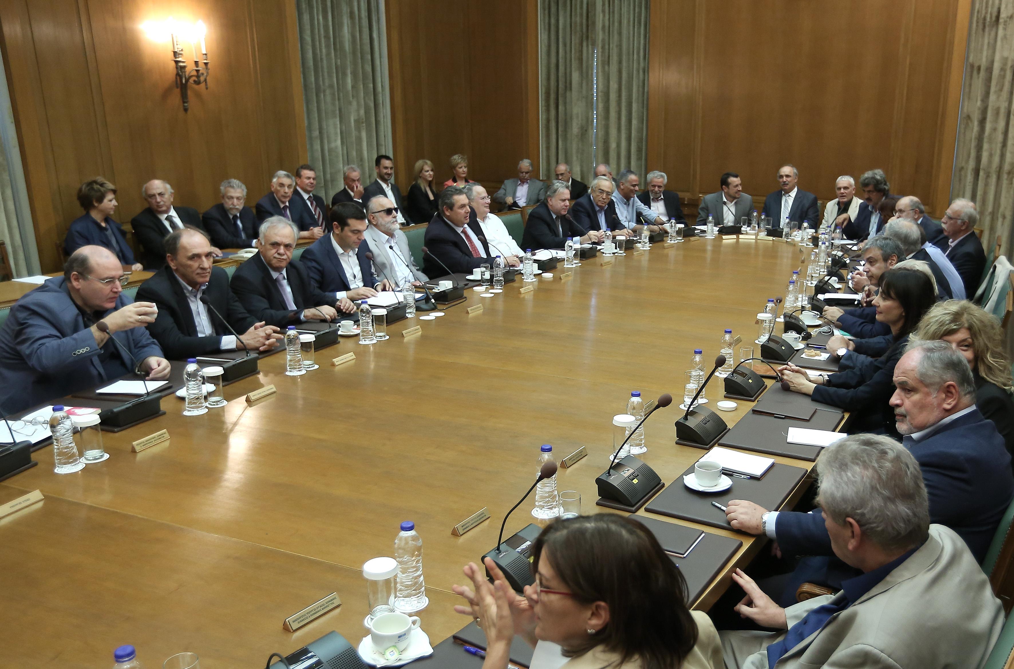 PM Tsipras calls for greater reforms at Ministerial Council