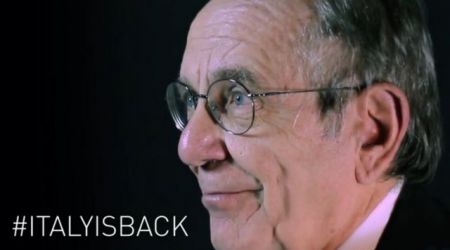 «Η Ιταλία επέστρεψε» αναγγέλλει ο Πάντοαν με βίντεο στο YouTube