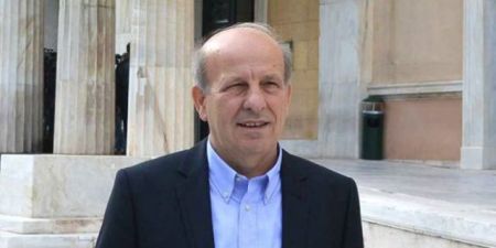 Σιμορέλης: Και να μην υπήρχε το μνημόνιο έπρεπε να το εφεύρουμε