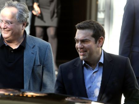 Σύνοδος ΝΑΤΟ: Η θέση της Αθήνας και οι επαφές Τσίπρα