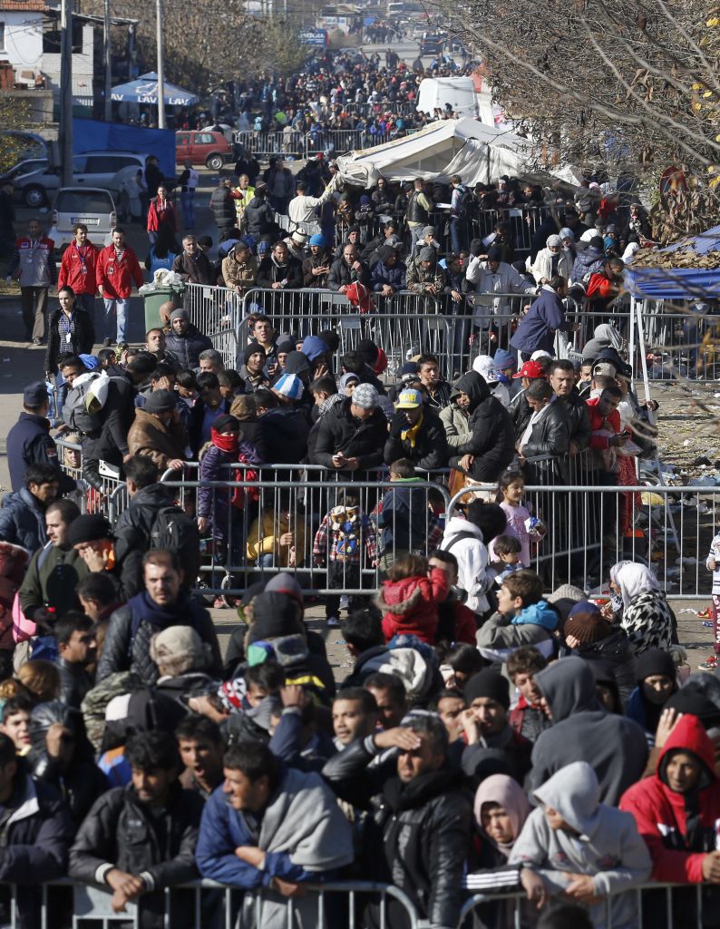 Στην κόψη του ξυραφιού κινείται η Αθήνα στο Προσφυγικό