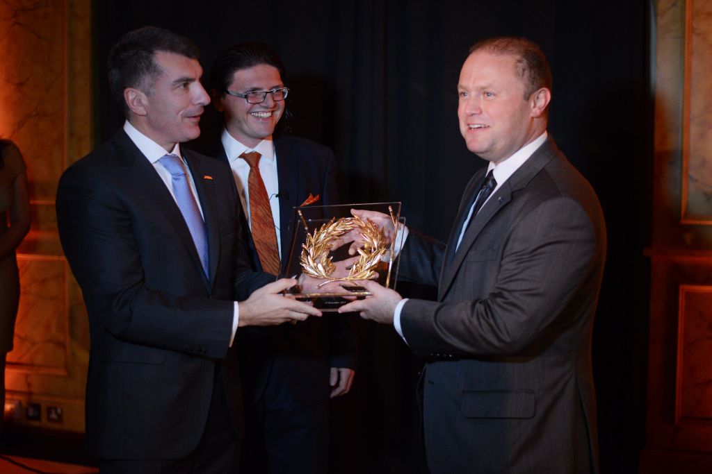 Tη στρατηγική συμμαχία τους γιόρτασαν Intralot-Bit8