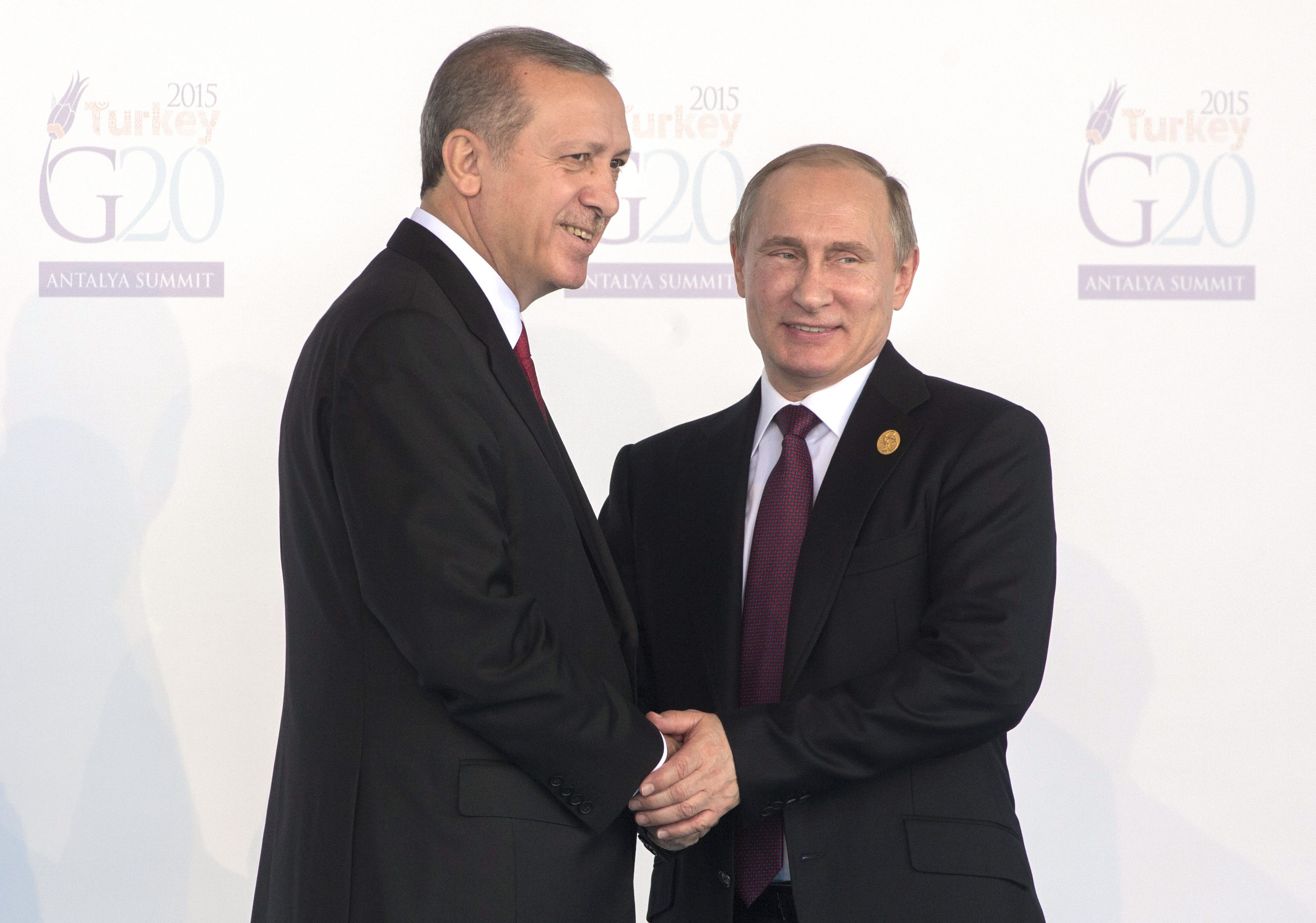 Kρεμλίνο: «Δεν αποκλείει» συνάντηση με Ερντογάν πριν την G20