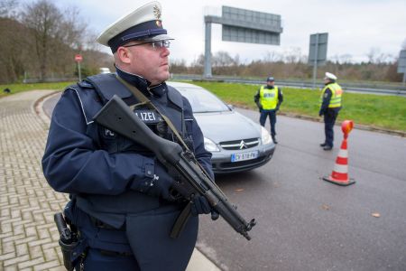 Κυβερνητική αμηχανία μπροστά στα νέα δεδομένα στο προσφυγικό ζήτημα