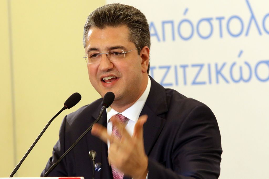 Τζιτζικώστας κατά ΜΜΕ, εταιριών δημοσκοπήσεων και ΣΥΡΙΖΑ