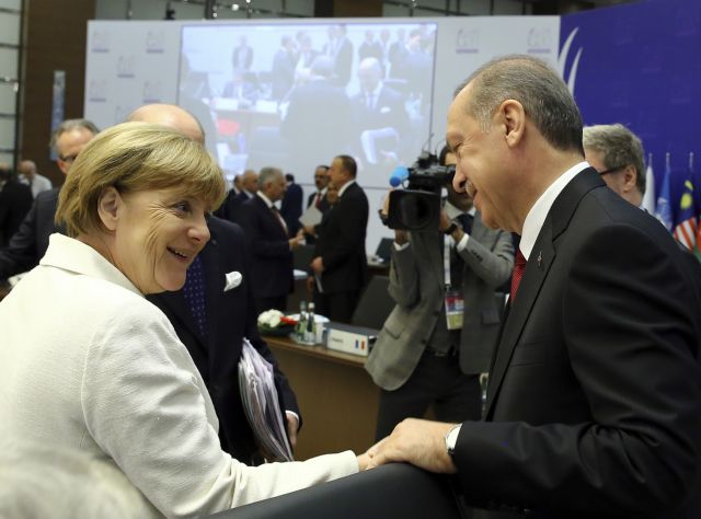 Γιατί η Ευρώπη στηρίζει τον Ερντογάν στη βεντέτα του με τον Πούτιν | tovima.gr