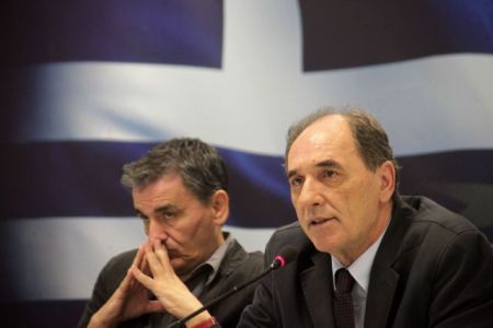 Tsakalotos-Stathakis-Skourletis in talks with the institutions