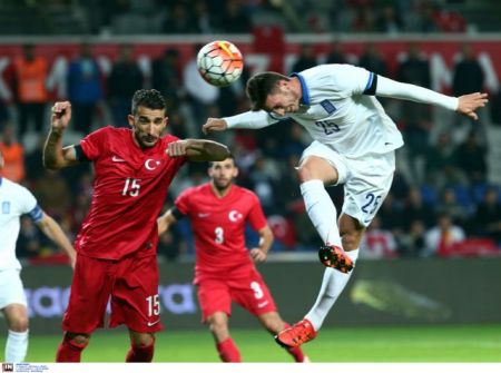 Η FIFA τιμώρησε την ΕΠΟ για αντικανονική χρήση του Γιάννου κόντρα στην Τουρκία