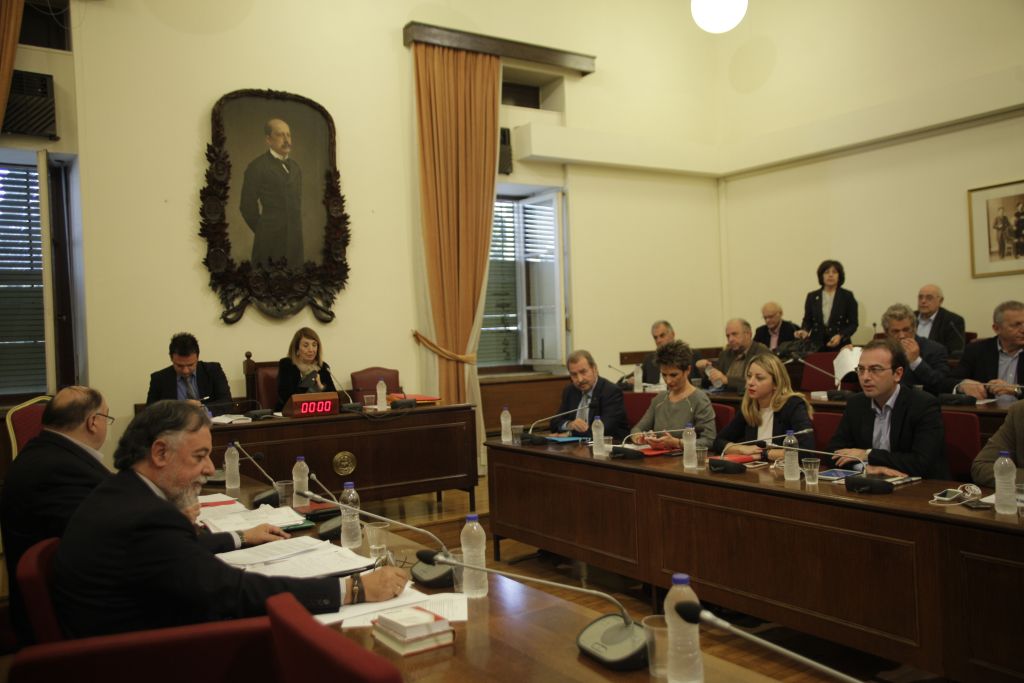 Ι. Πανούσης: «Πίσω δεν κάνω. Δεν φοβάμαι. Τι, θα με σκοτώσουν;