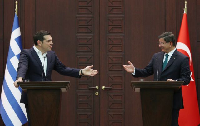 Tsipras to Davutoglu: “Fortunately our pilots are not as mercurial as yours”