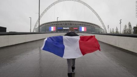 Απαγόρευση κυκλοφορίας και έκτακτα μέτρα στα γαλλικά γήπεδα