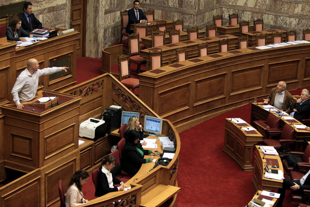 Οσμή αντικομμουνισμού από τον Αμυρά στην Βουλή